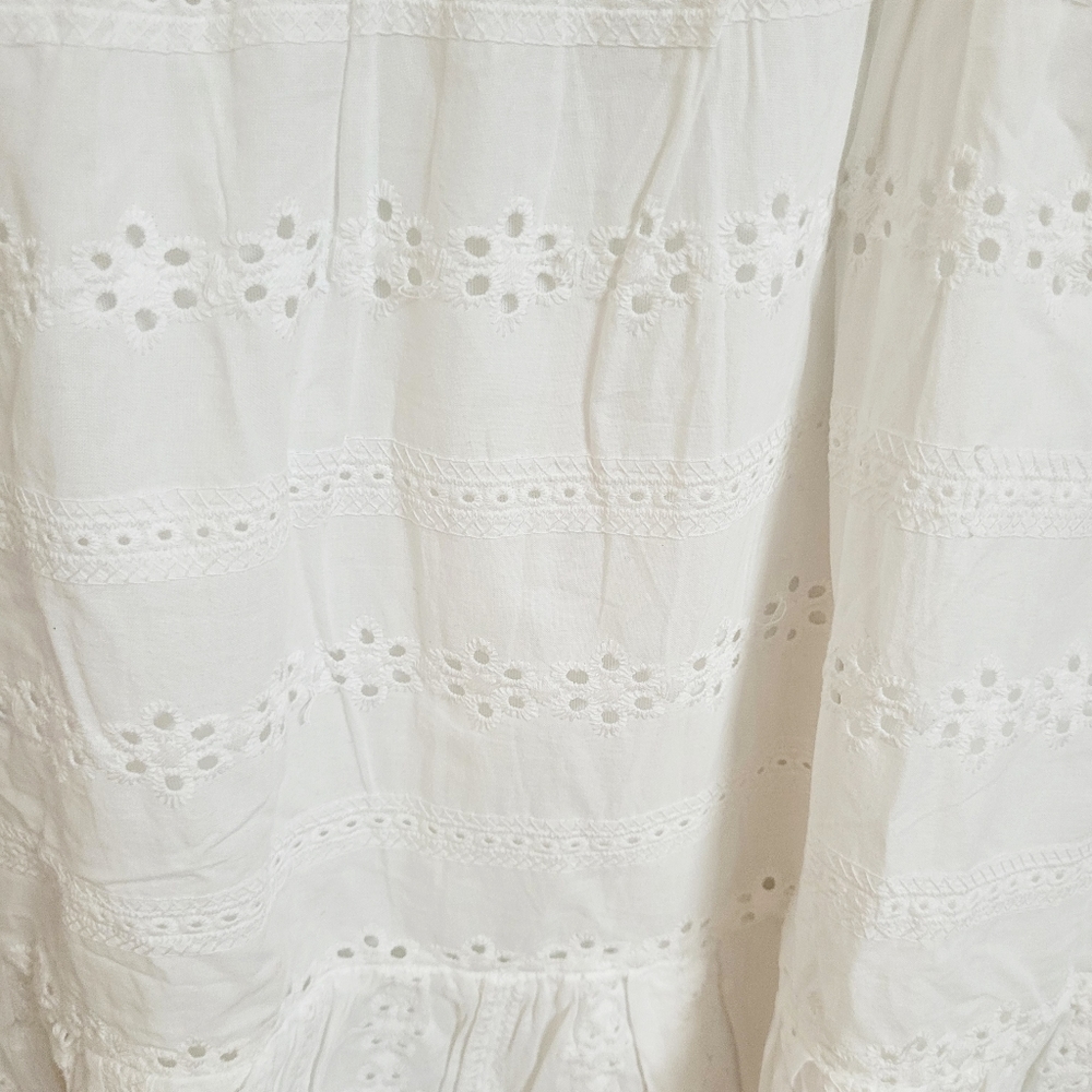 White Schiffli Embroidered Dress - Picture 7 of 12
